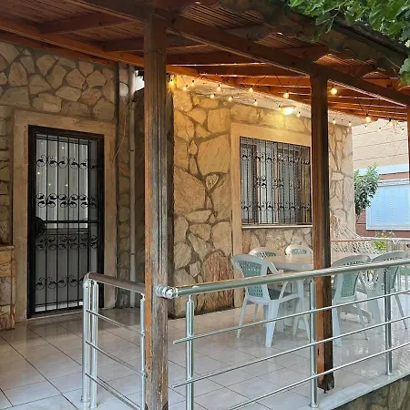 Semi-detached House Holiday home *